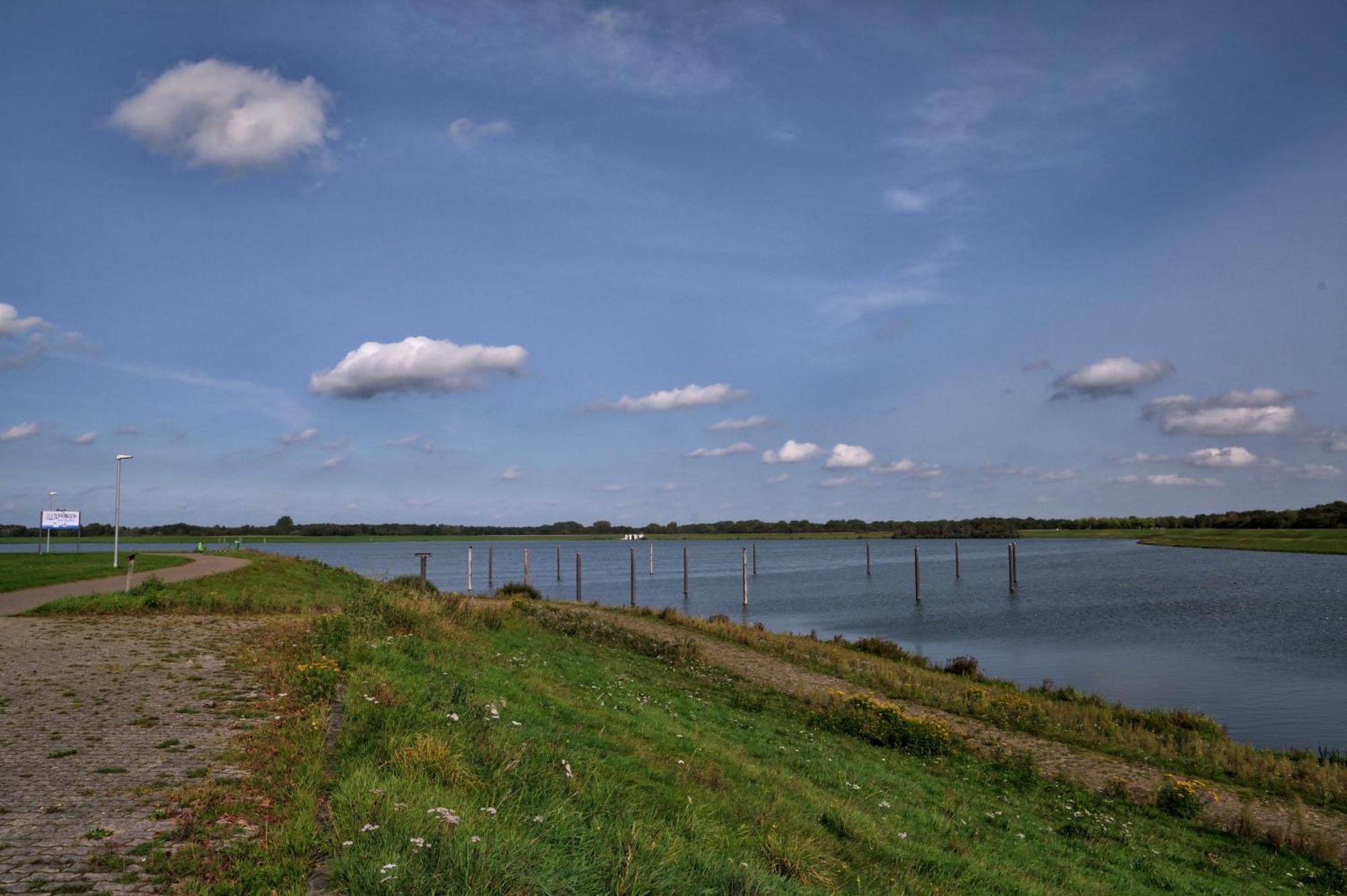 Nur-Dach-Haus Am Alfsee Rieste Екстер'єр фото